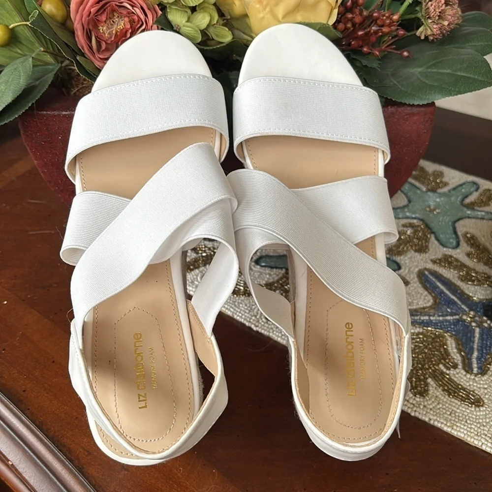 Brand New Liz Claiborne Memory Foam White Fabric Stretch Wedge Espadrille Sandal